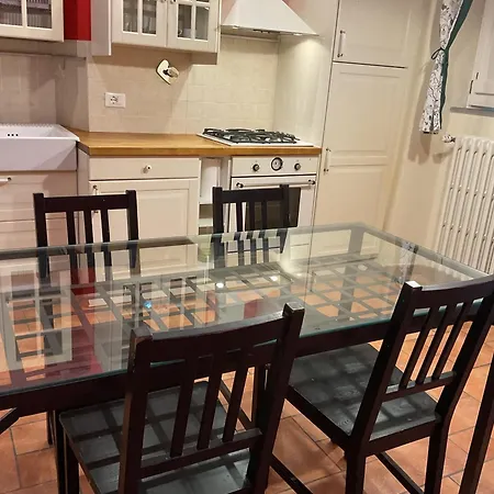 Coach Number 1 Apartment Florence